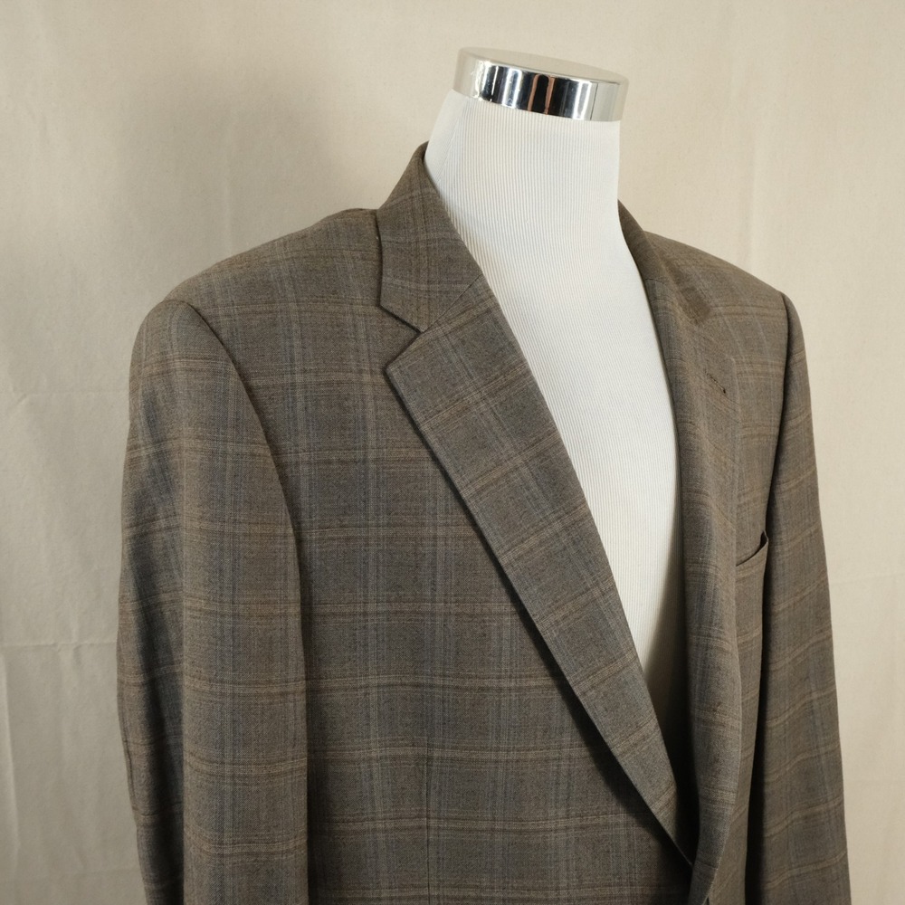 Jos. A. Bank 46R Sport Coat 100% Wool Brown Plaid Two Button Lined Vented
